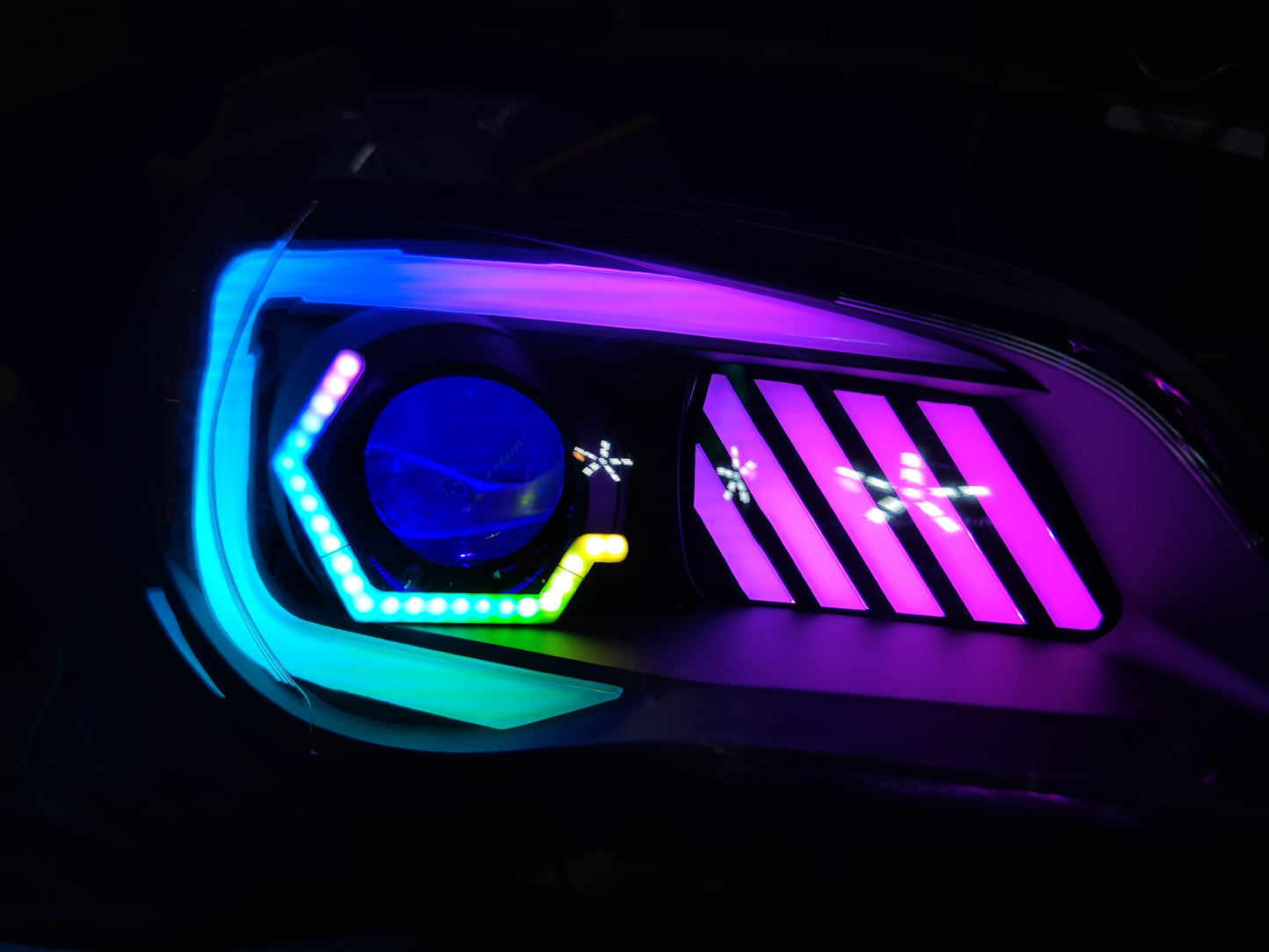 2006-2007 Subaru Impreza/WRX Flow Series RGBW C Style Headlights